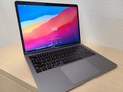 MacBook Air笔记本电脑